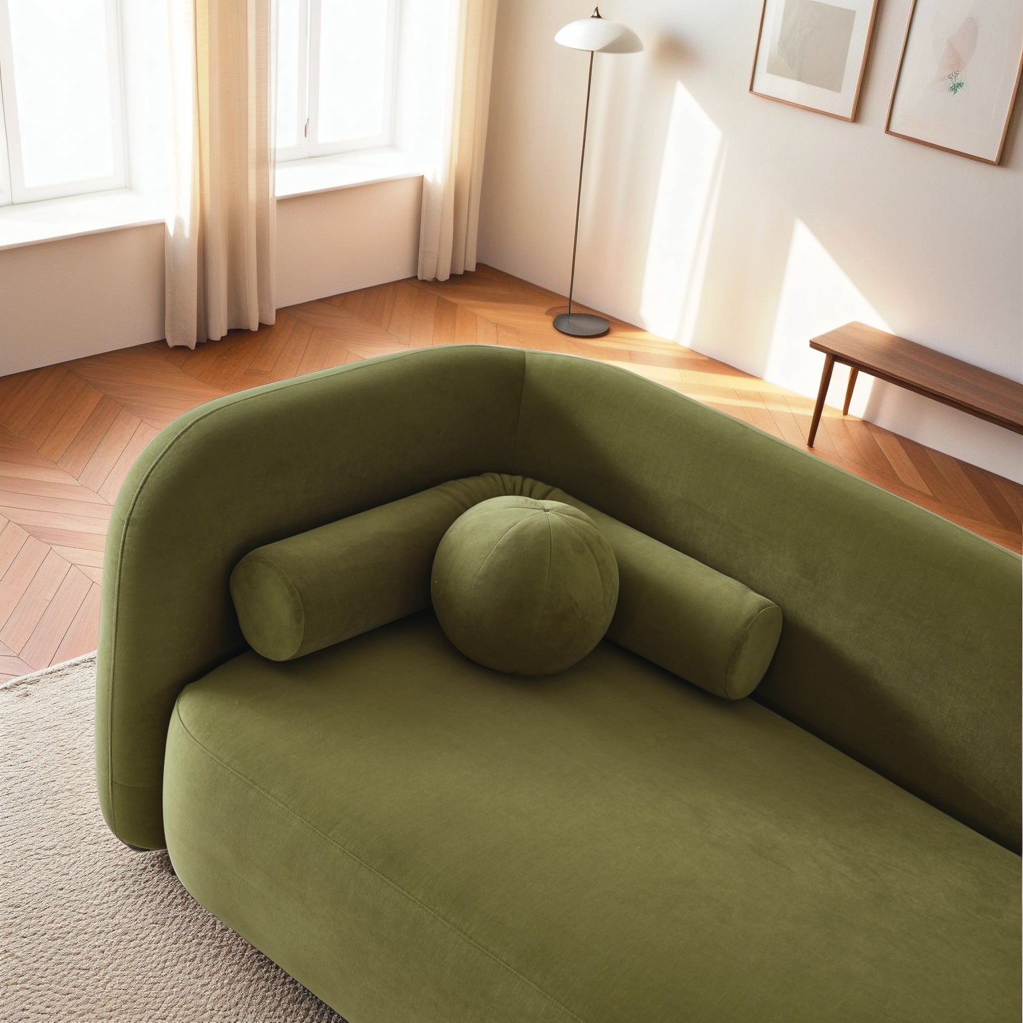 Bacio Velvet Sofa